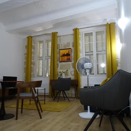 Apartment Blue Fountain Luxueux Aix Centre Historique -wifi-smart Tv-