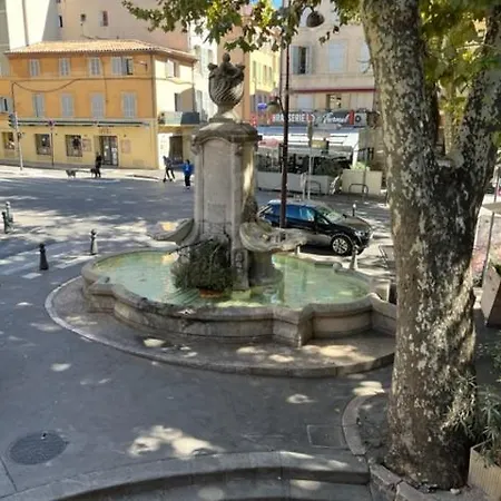 Blue Fountain Luxueux Aix Centre Historique -wifi-smart Tv- * Aix-en-Provence